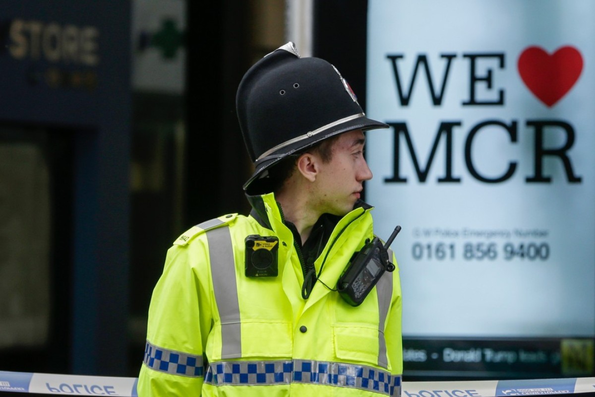 Uniformed officer acquires his pig bottom wrecked